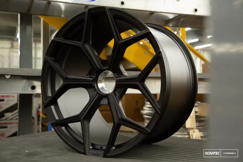 Vossen X Novitec Nl4-Cl 21X12.5In - Centerlock - Et43 - Satin Black Lamborghini Huracan Rear Wheel 1