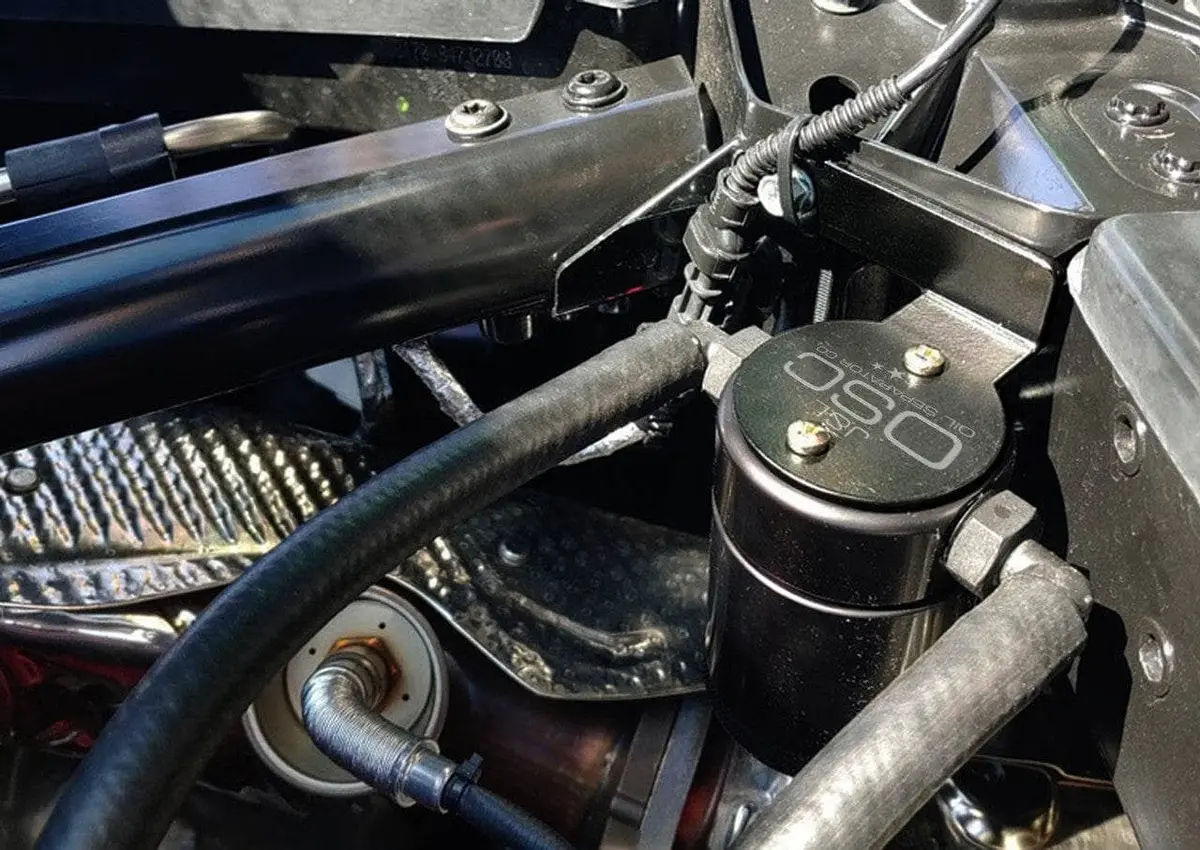 J&L Oil Separator 3.0 Passenger Side, Black Anodized 1
