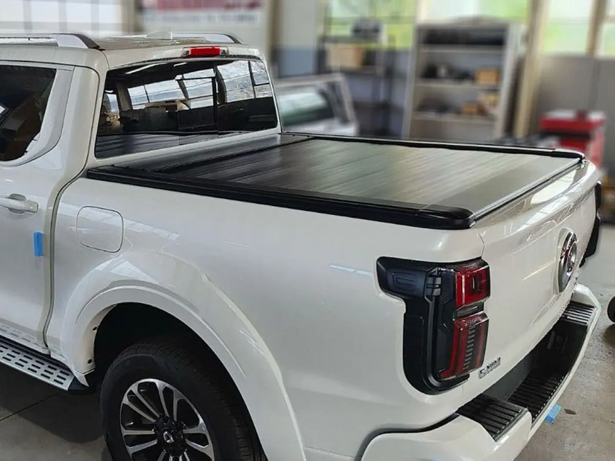 Gwm Cannon Alpha (Ultra, Lux & Ultra Phev) 2024+ Manual Roller Shutter Cover Tonneau Hard Lid 1