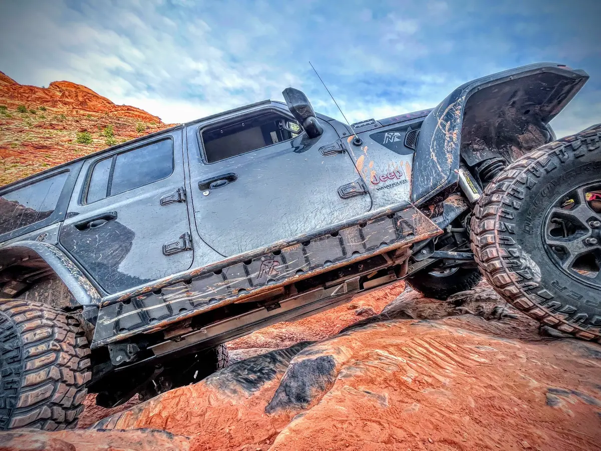 Jlu Rock Sliders - Frame Mounted - Rimrocker Series 1