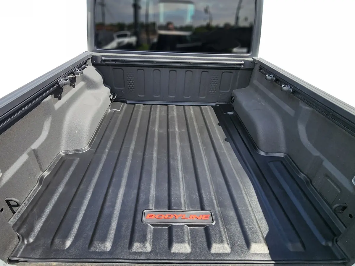 Jeep Gladiator Dc 2020+ Ute Tub Mat - Heavy Duty Moulded Rubber Mat (For Spray & Naked Tub) 1