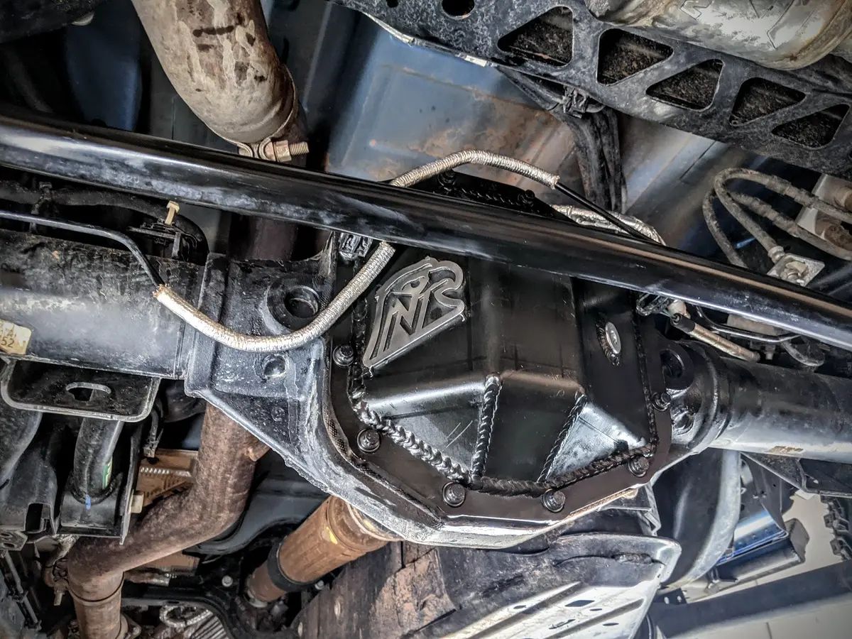 Bronco Rear Diff Cover (M220) 1