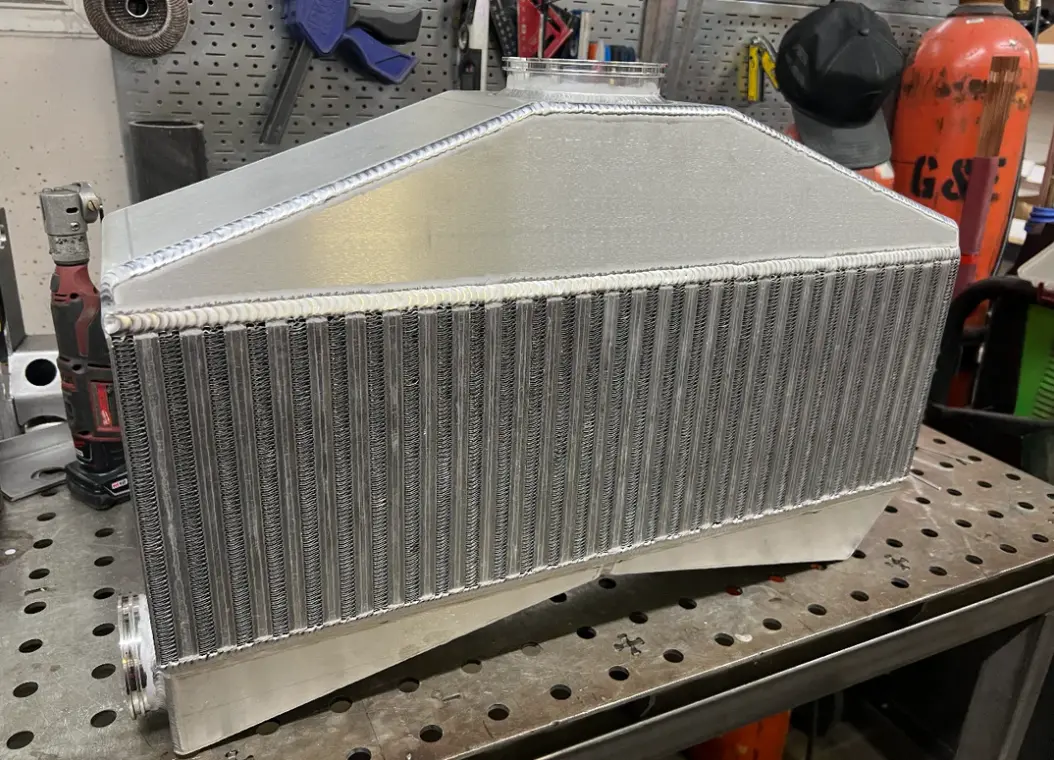 Twin Inlet 1800Hp Air To Air Intercooler (Top Outlet) 1