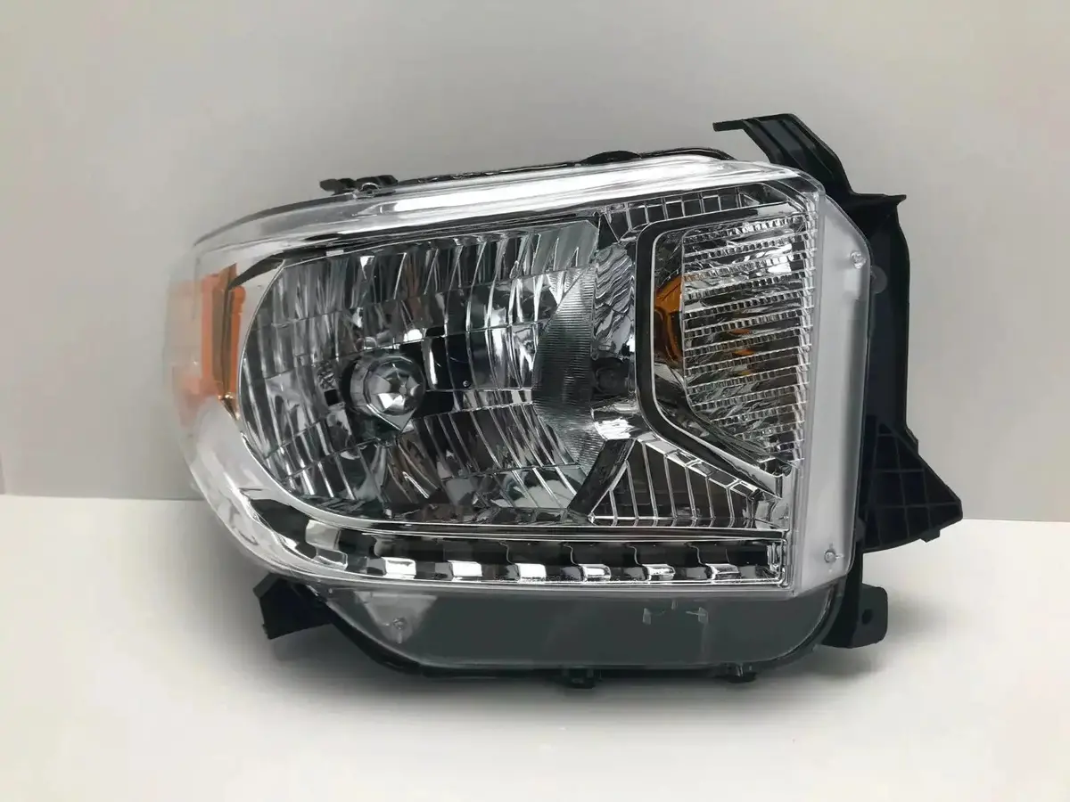 14-16 Toyota Tundra Passenger Right Halogen Headlight W/O Leveling Lamp 1