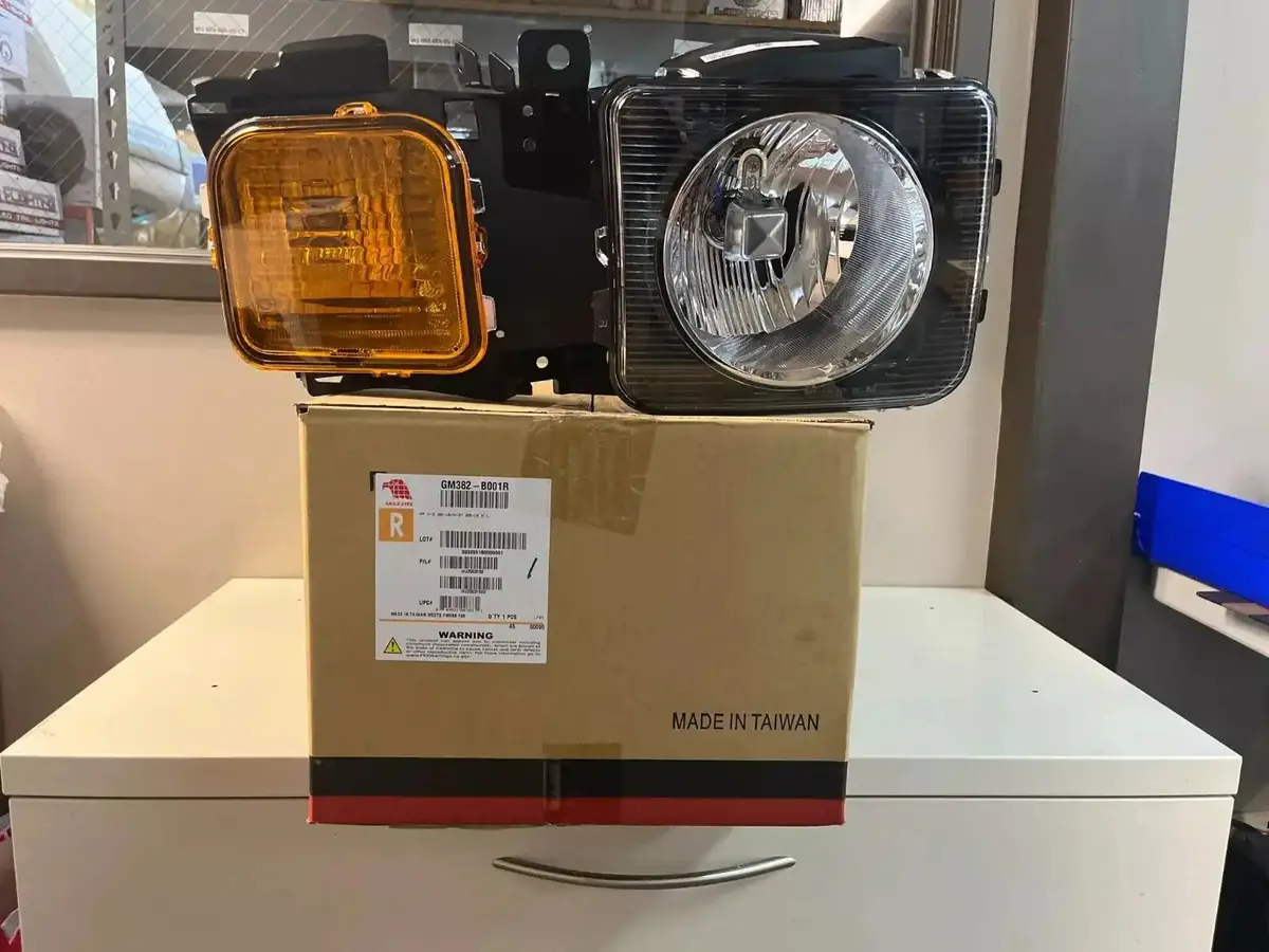 New Eagle Eyes 2006-2010 Hummer H3 Passenger Headlight Assembly - Gm382-B001r 1